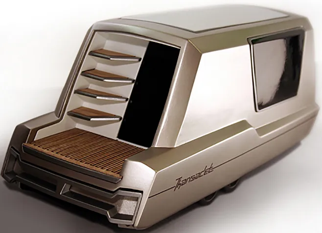 A dual purpose floating motorhome