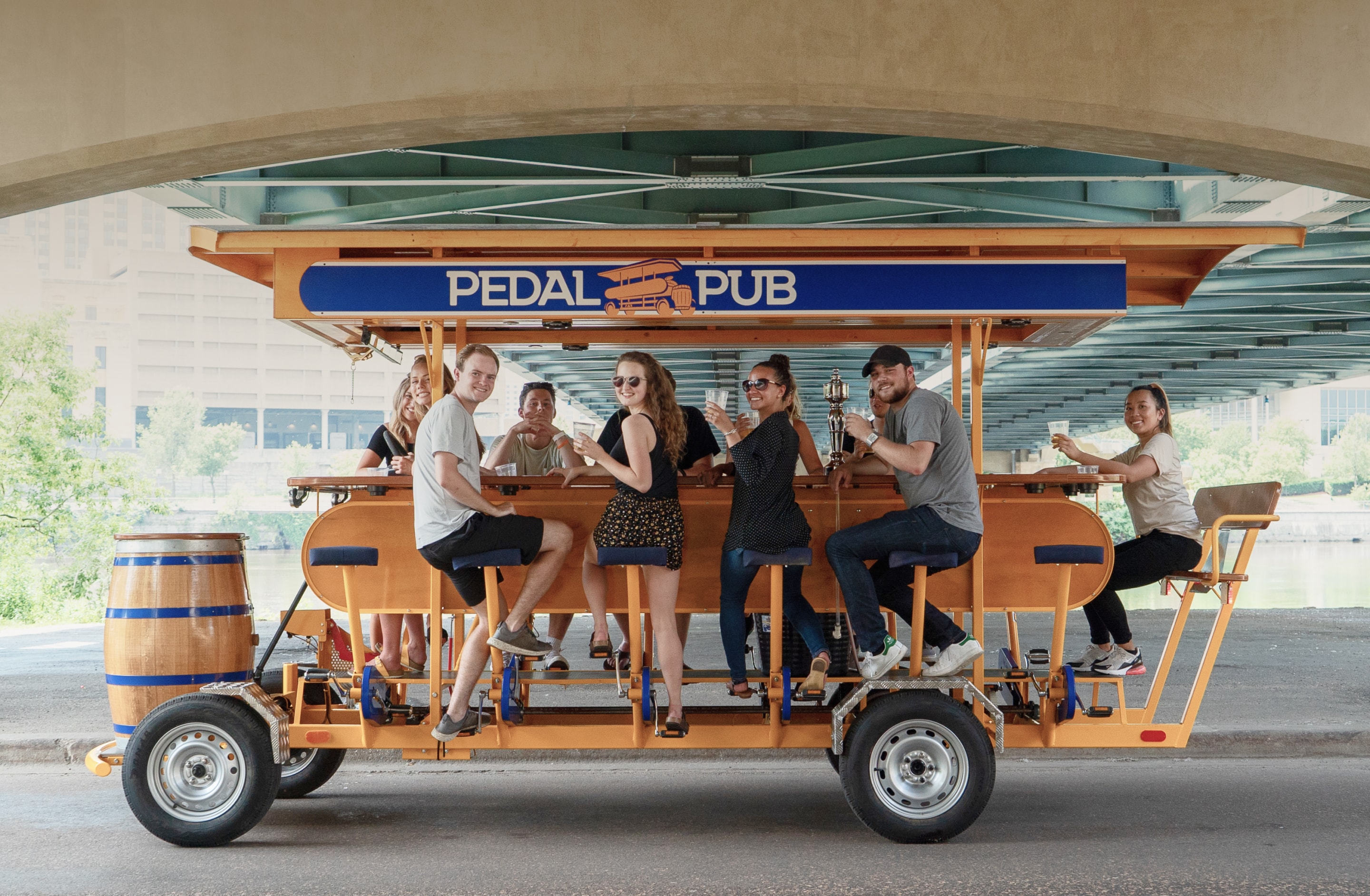 bar on wheels bike