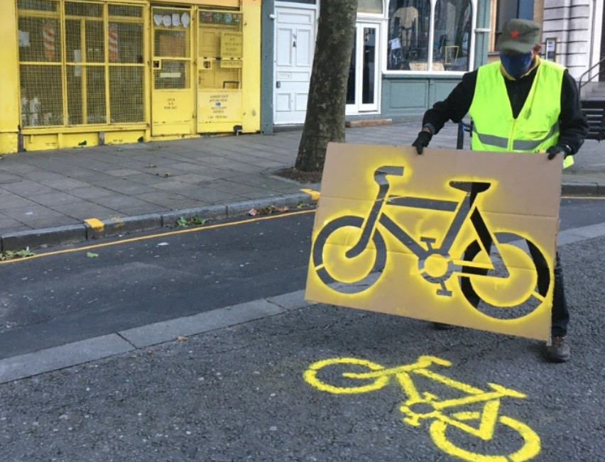 Guerrilla cycle lane painting – paint lines for new cycle lanes wherever needed