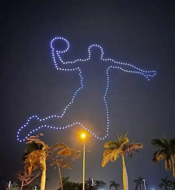 Drone displays are the future of advertising