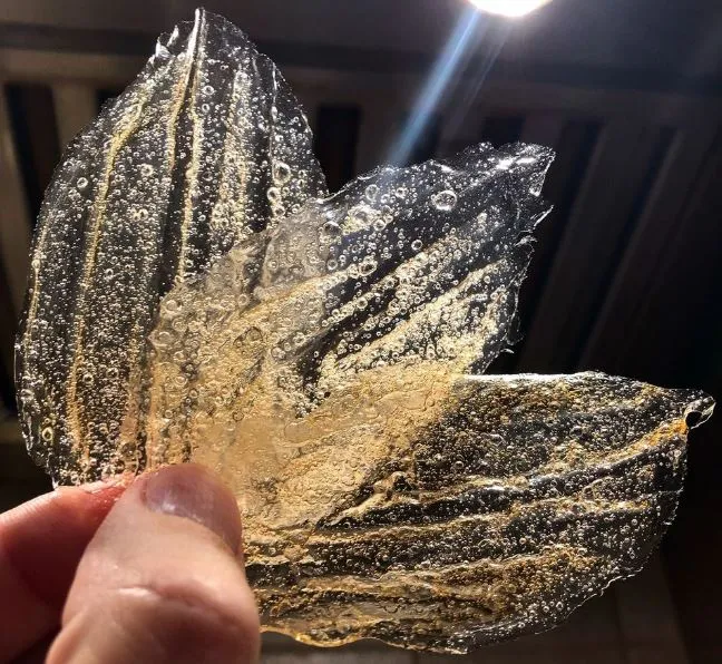 Glass potato chips