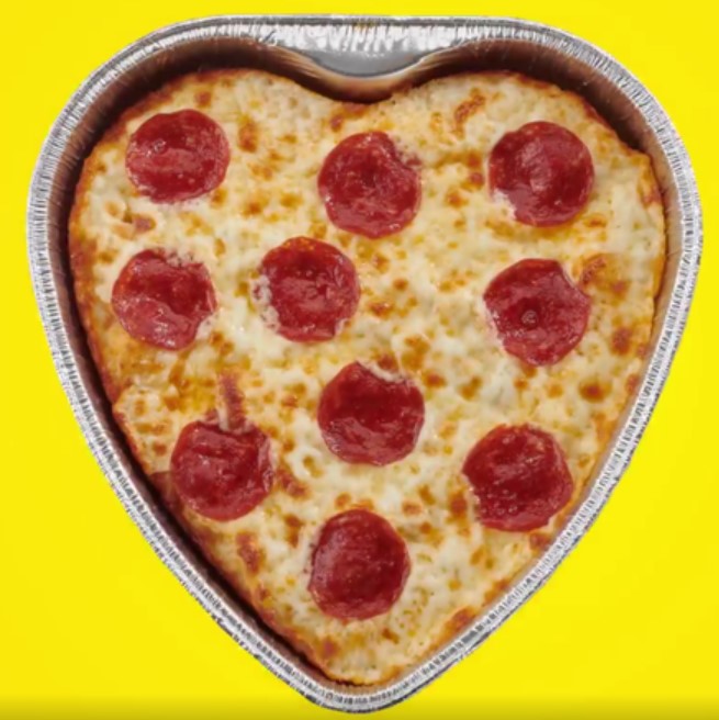 heart shaped pizza trays
