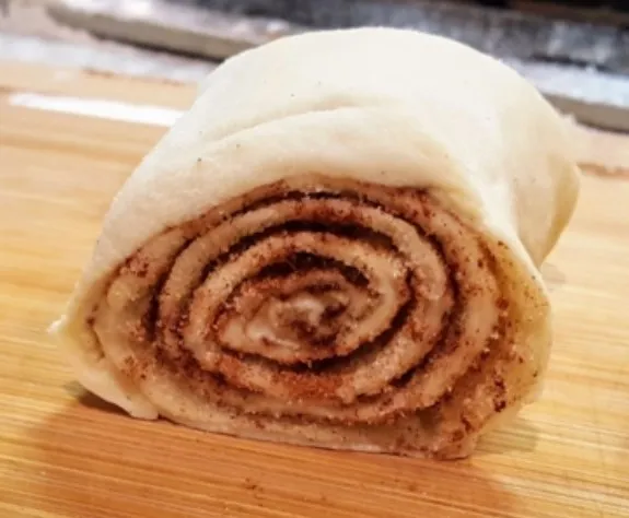 Roll-up pizzas – less mess and stress