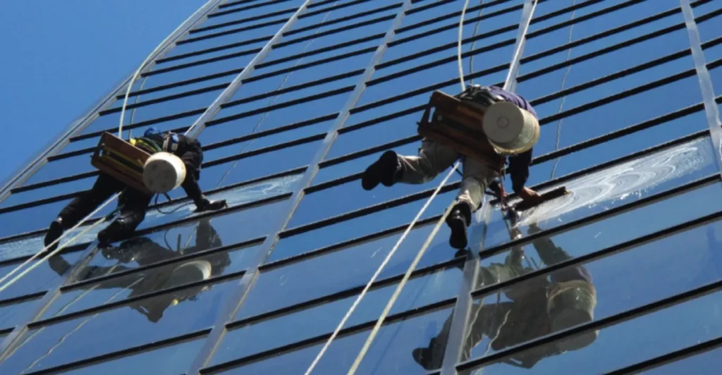 Glass windows that clean themselves